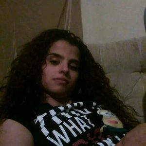 Meet your Posher, Nayda